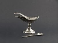 AL044 - 155€